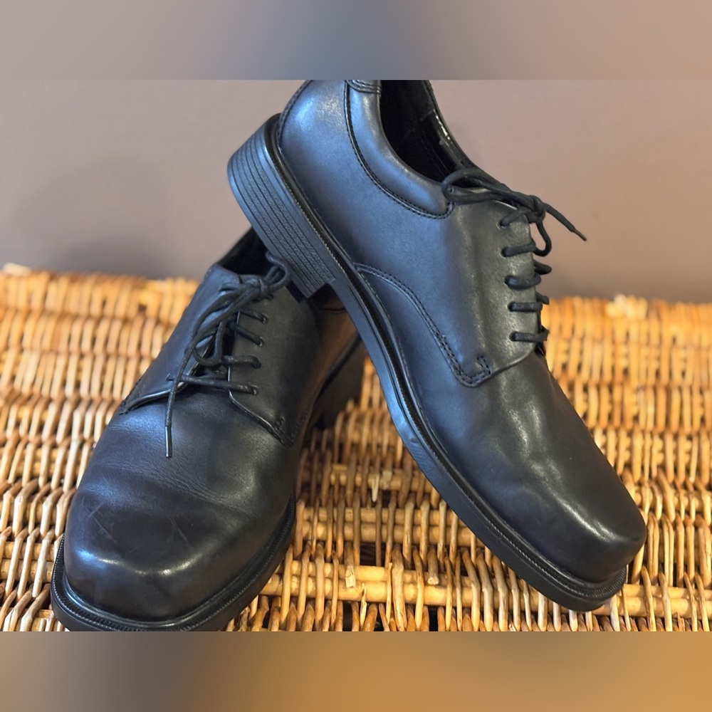 Men's Black Lace-Up Rockport Works Dress Shoes-Size 9.5
